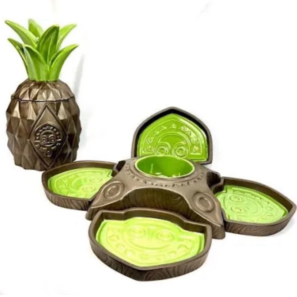 - Disney Polynesian resort set